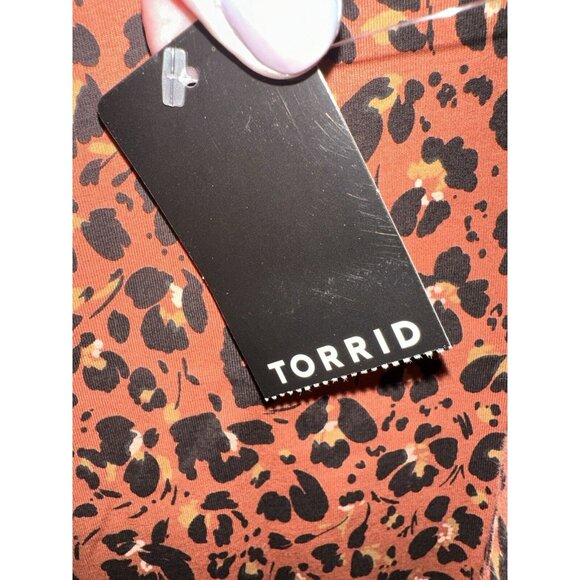 Torrid Orange Leopard V Neck Foxy Tank Top Size Large (0) - Picture 3 of 7